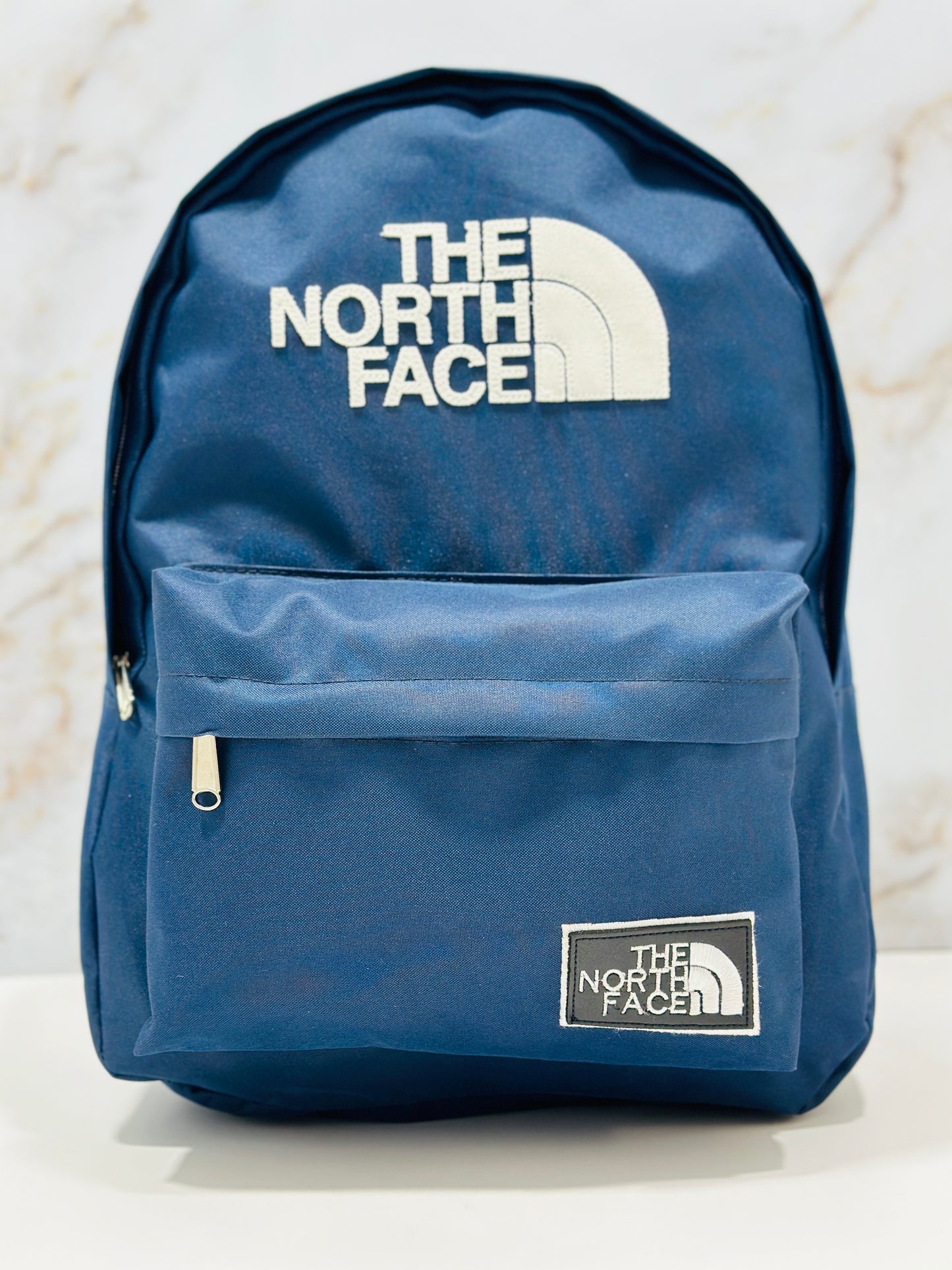 Stylish Back-to-School Backpack: Perfect for the New School Year (Clone)