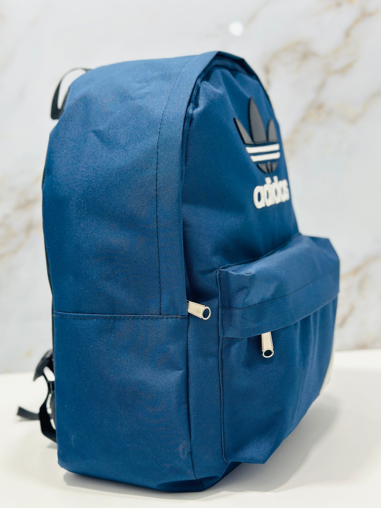 Stylish Back-to-School Backpack: Perfect for the New School Year (Clone)